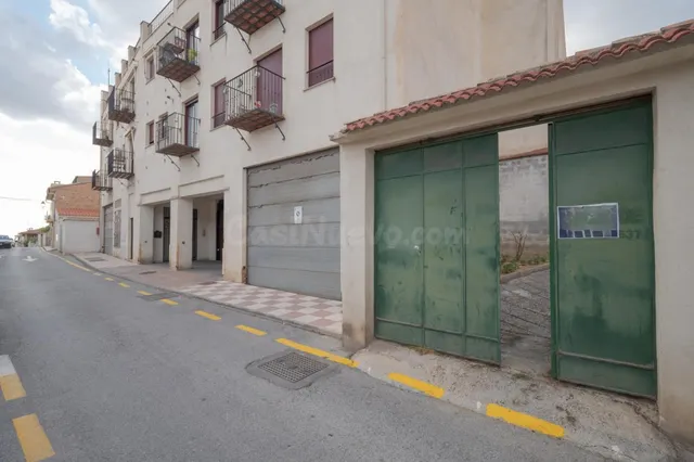 Parcela de 551m2 en Alfacar para vivienda unifamiliar o plurifamiliar — 3