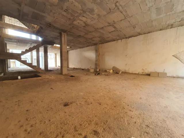 Edificio para terminar con el proyecto hecho, Elche — 10