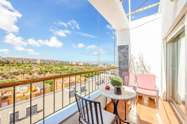 Ático de 3 dormitorios con 2 terrazas y vistas al Parque Juan Pablo II – 7 Palmas — 9