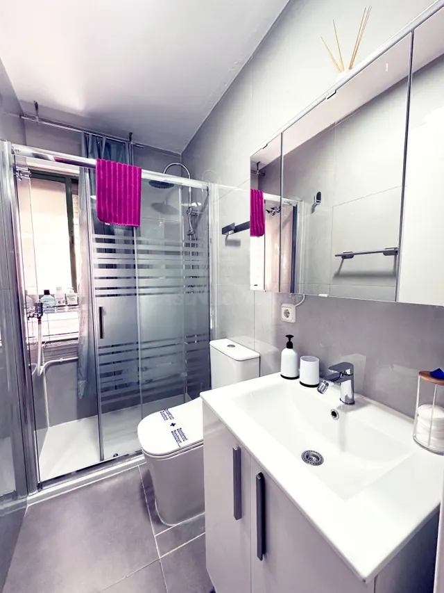 Encantador apartamento en última planta a pocos pasos de la  - foto 5