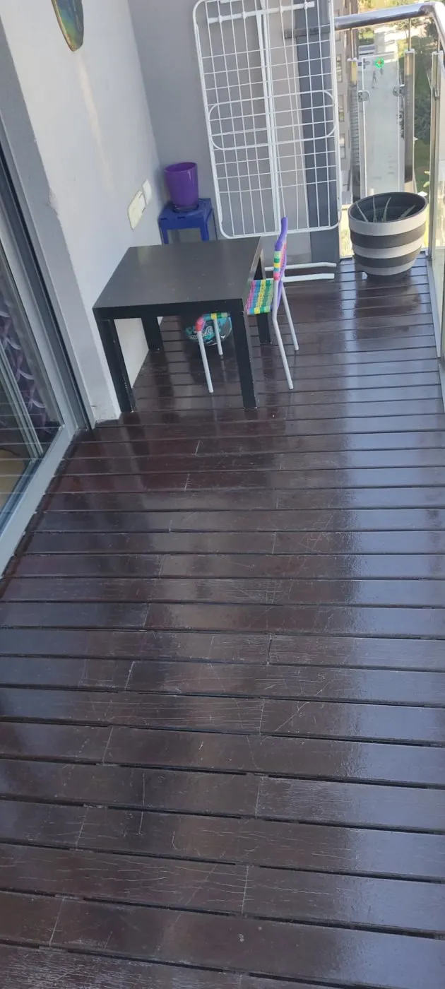 RESERVADA — 21