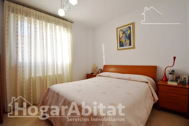 ADOSADO CON 3 TERRAZAS, BALCÓN, PISCINA Y GARAJE — 20