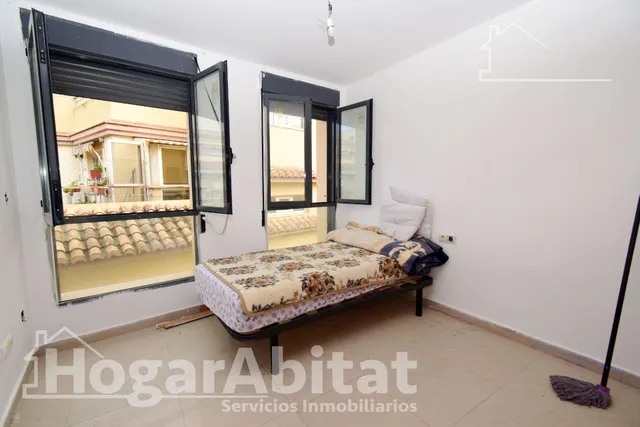 ¡CENTRO DE LLIRIA! ESPACIOSO, SEMINUEVO Y REFORMADO CON TERRAZA Y ASCENSOR — 26