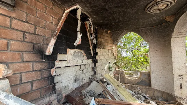 Venta de casa de campo con terreno en Baños y Mendigo. — 14
