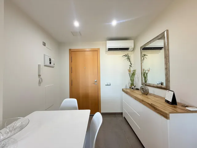 APARTAMENTO CON PISCINA COMUNITARIA Y PARKING EN JESUS I MARIA, DELTEBRE — 7