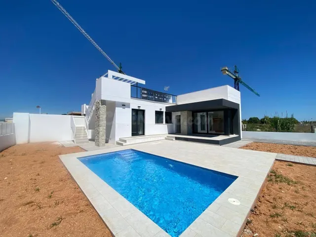 Villa Vicki. Villa moderna en venta en Els Poblets a un prec - foto 3