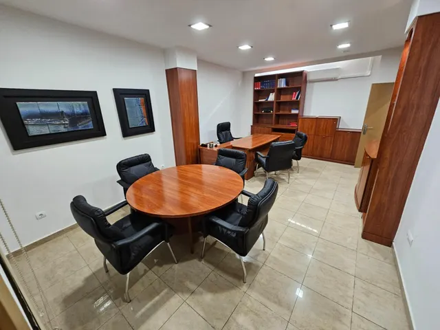 Local comercial 135m² en venta - Carolinas Altas — 7