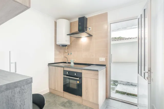Bajo reformado con terraza privada de 30 m2 orientada al sur en Avilés — 4