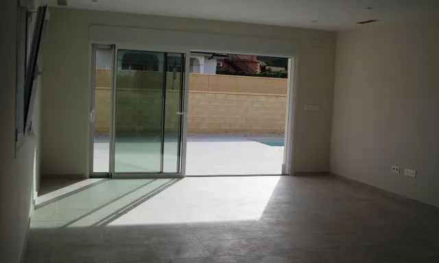 VILLA MODERNA DE NUEVA CONSTRUCCIÓN DE 3 DORMITORIOS Y PISCINA PRIVADA  EN LA ROMANA(ALICANTE) — 11
