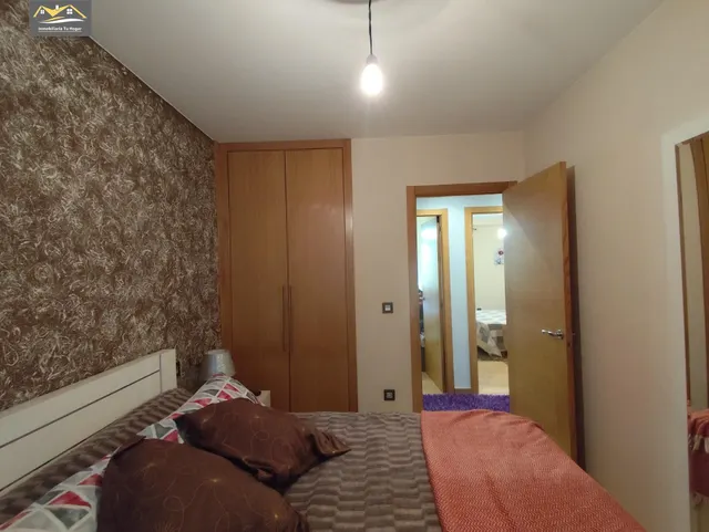 Amplio y Céntrico Piso Reformado en Ourense . Zona parque Barbaña. 0 — 8