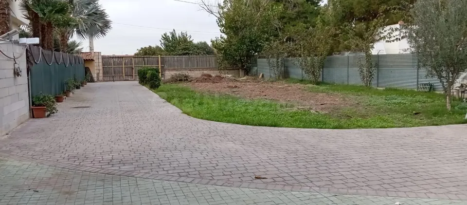 CASA DE MADERA CON TERRENO EN LA HUERTA 616652603