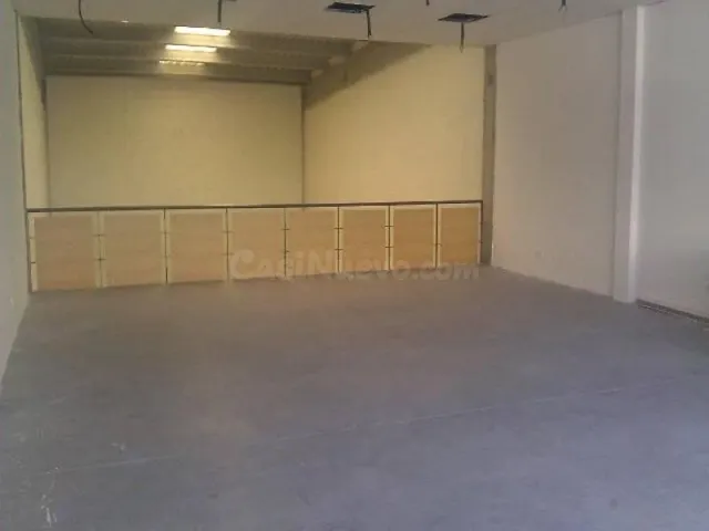 SE VENDE NAVE EN RENTABILIDAD EN ARGANDA DEL REY