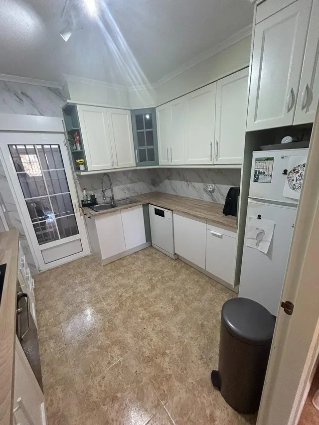 Soleada vivienda en Villamartín, Orihuela Costa. — 11