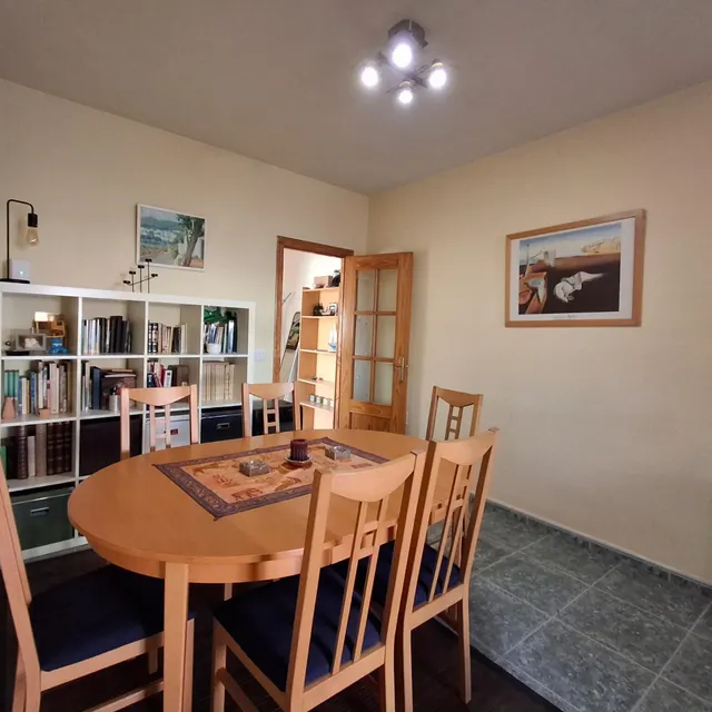 VIVE EN EL CENTRO: PISO CON ENCANTO EN LA PLAZA — 23