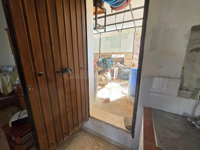 CASA CAMPO CON TERRENO DE 1 HECTAREA EN TOTALAN - foto 4