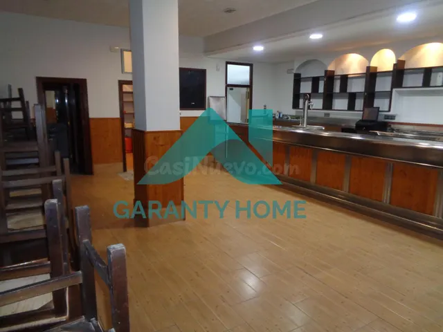 SE VENDE BAR EN HERNÁN CORTÉS - foto 5