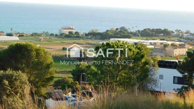 Exclusividad, vistas y diseño en Can Quirze - foto 2