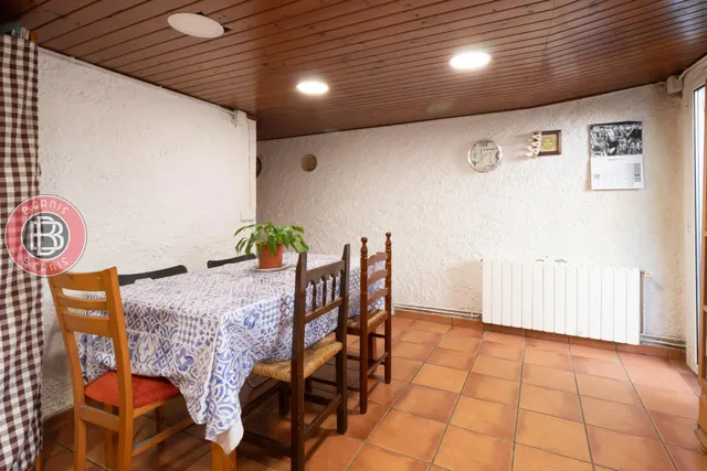 Casa de poble amb encant, 288 m2 construïts  amb celler  pati  terrassa a Piera — 32