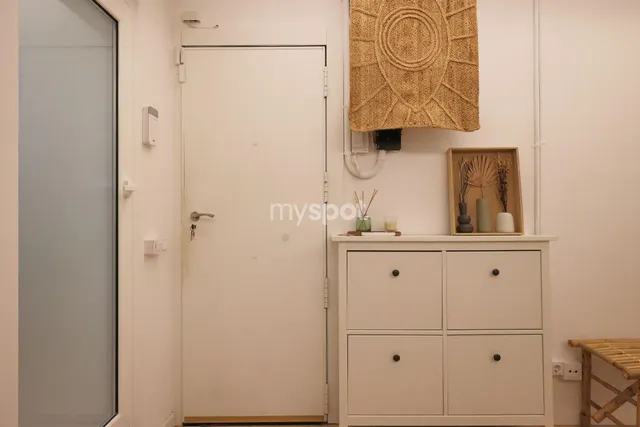 Elegante apartamento reformado de 1 dormitorio en el Raval — 17