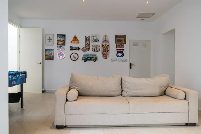 GRAN VILLA EN ORIHUELA COSTA, 4 HAB, 2 BAÑOS — 18