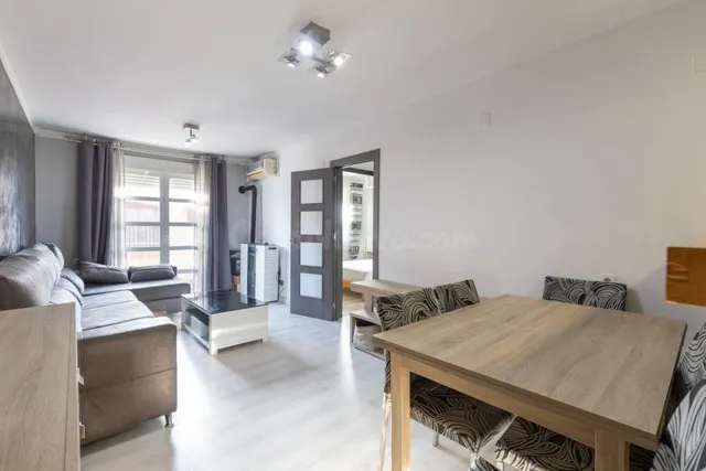 ¡Oportunidad! Piso amplio, luminoso y listo para entrar a vi