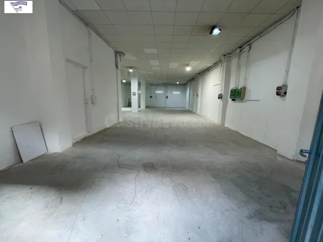 Local Comercial en Venta con Vado en El Pilar — 3