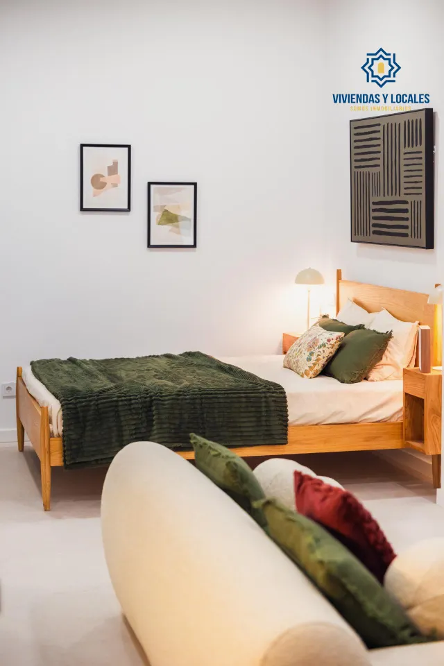 Tu refugio de diseño en el corazón de Granada: Estilo, practicidad y comodidad a pie de calle. — 13