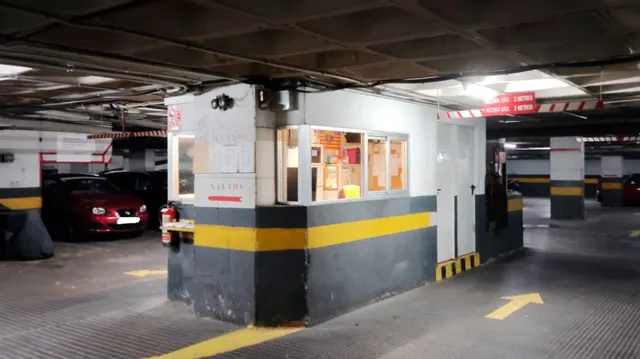 Parking 12m² en alquiler - Eixample — 9