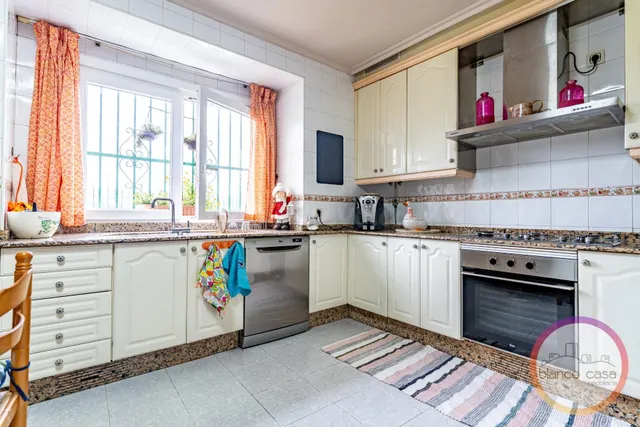Casa con 1.487 m2 de terreno por solo 169.900 € | A 8 km de  - foto 4