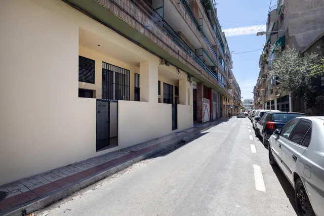 !! FANTÁSTICA Y AMPLIA VIVIENDA A ESTRENAR !! — 27