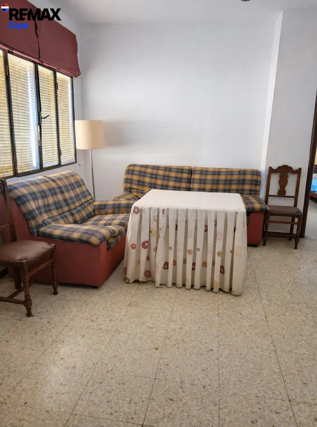 Oportunidad Imbatible: Piso de 90 m2 todo Exterior por solo  - foto 4