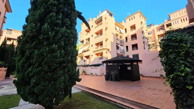Bajo de dos dormitorios y con una espectacular terraza– Larga temporada” — 22