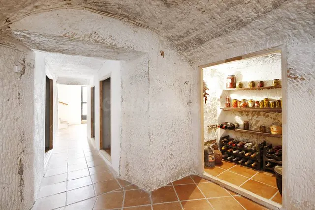 Increible Casa Cueva — 3