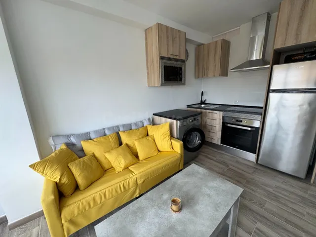 Apartamento 2 habitaciones 42m² en venta - Urbanizaciones — 2