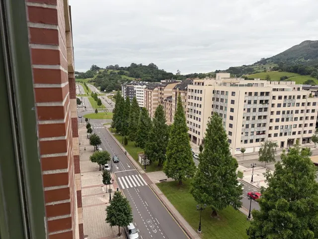 OPORTUNIDAD, PISO EN LA FLORIDA-OVIEDO - foto 5