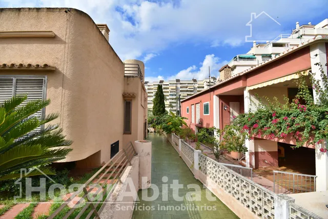 CHALET CON TERRAZA, GARAJE Y BARBACOA EN LA PLAYA DE GANDÍA — 39