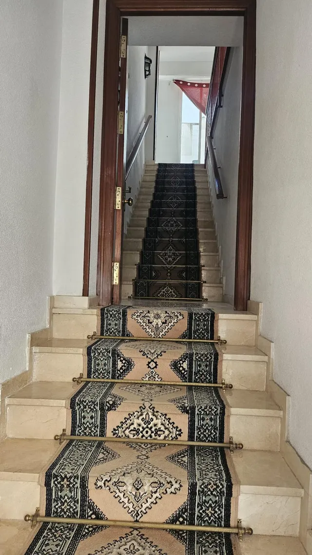 Se Vende Casa de Tres Plantas con garaje doble y trastero. — 48
