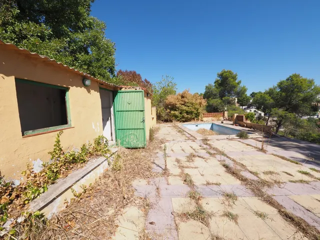 Se vende casa en Mediona, urbanización sant elies — 34