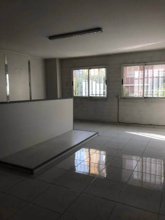 Alquiler local Av. Castillo — 13