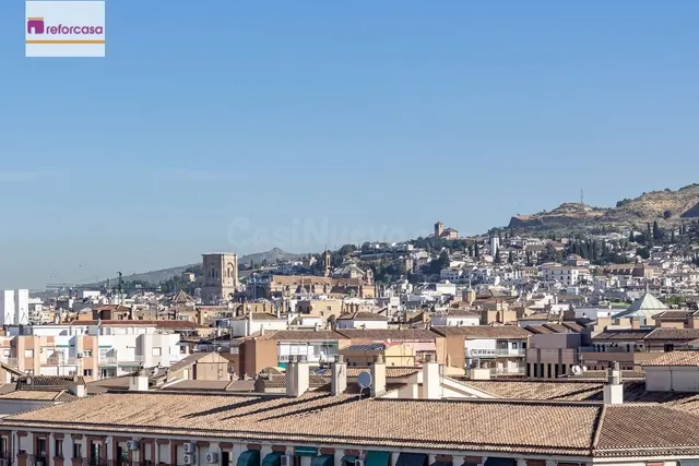 PISO REFORMADO CON VISTAS PANORÁMICAS A UN PASO DEL CENTRO DE GRANADA — 5