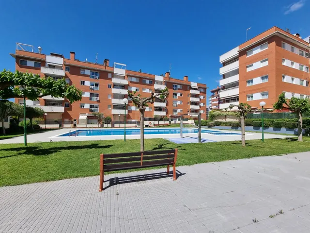 Piso de 3 dormitorios en Fenals, Lloret de mar. - foto 3