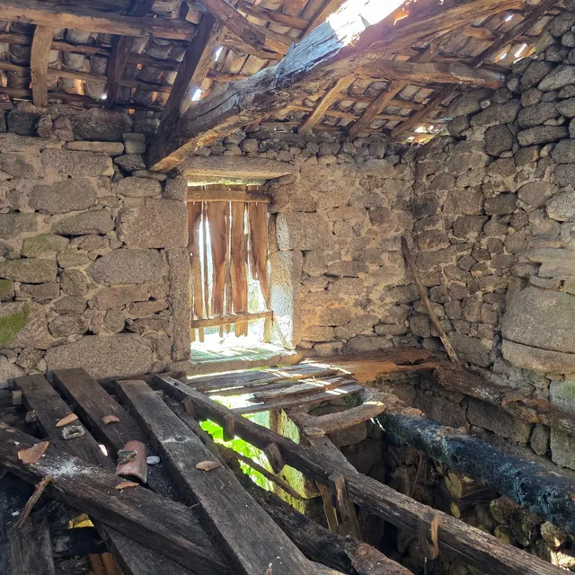 Casa de Piedra gallega para reformar — 14