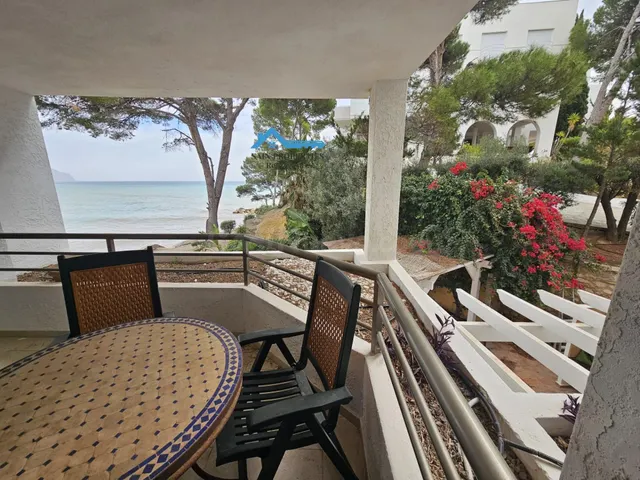 Apartamento con vistas al mar en la exclusiva zona de la Oll - foto 2