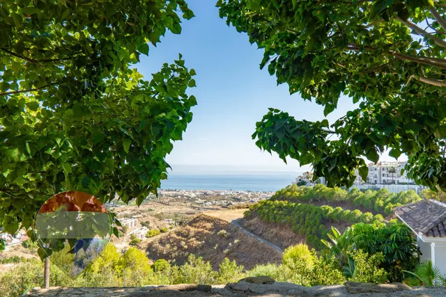 ESPECTACULAR TERRAZA EN ESQUINA Y VISTAS AL MAR EN LA ZENAIDA – RINCÓN DE LA VICTORIA — 43