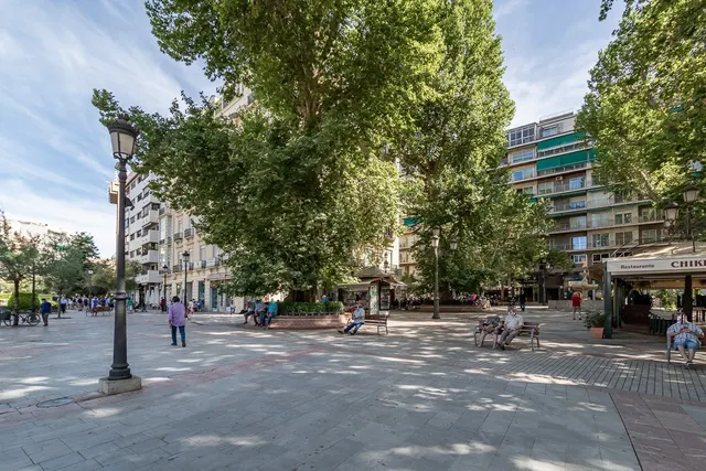 Ganivet, Plaza del Campillo — 35