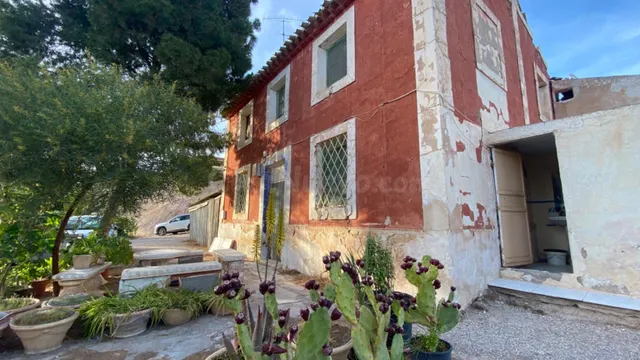 CASA PARA REFORMAR CERCANA AL CENTRO DE TOTANA - foto 2