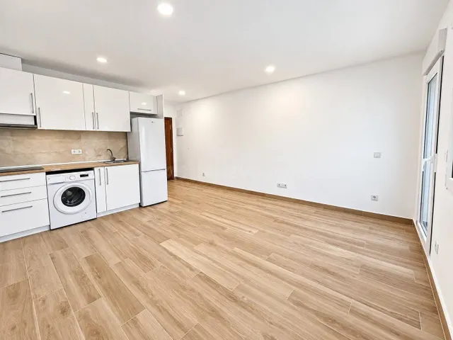 Estudio moderno en el Corazón de Alcobendas - foto 2