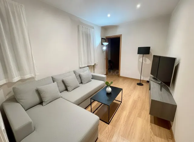 Piso 1 habitación 45m² en venta - La Latina - foto 2