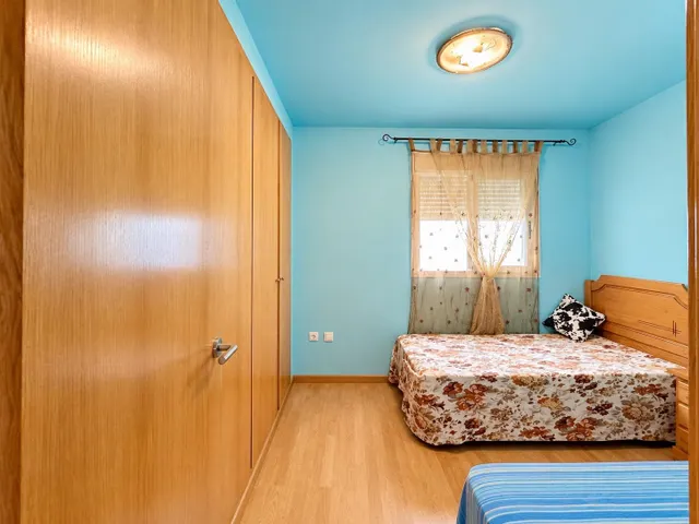 Piso con vistas despejadas, garaje y trastero en Carlet — 11