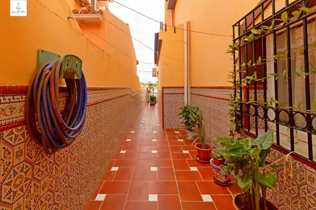 CASA CON VISTAS PANORAMICAS EN PUERTO DE LA TORRE — 40